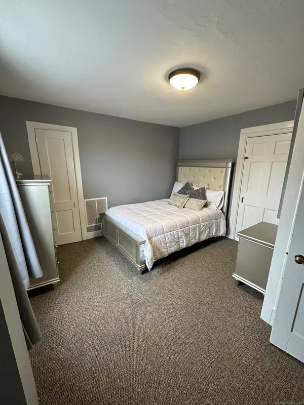 Madison, CT 06443,144 Boston Post Road