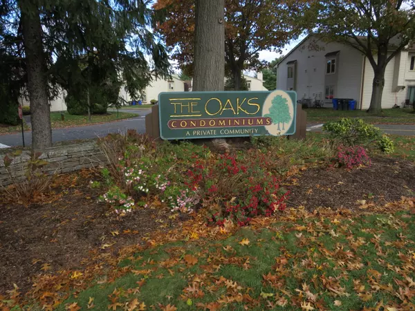 27 Little Oak Lane #27, Rocky Hill, CT 06067