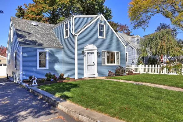 77 Berkeley Terrace, Milford, CT 06460