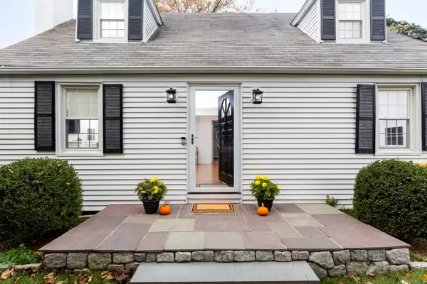 Norwalk, CT 06851,49 Barbara Drive