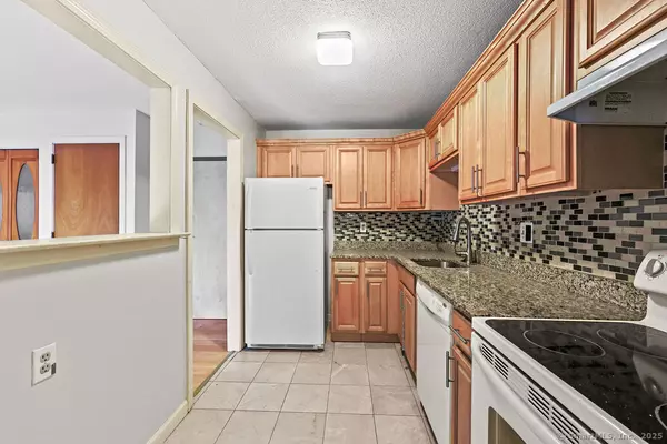 Glastonbury, CT 06033,85 Oxbow Drive #APT C7