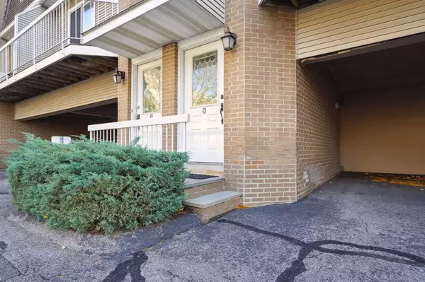 Stamford, CT 06905,1900 Summer Street #13