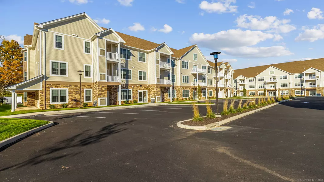 104 Episcopal Road, Berlin, CT 06037