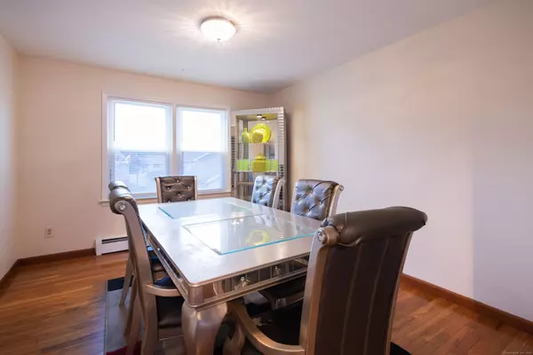 Bridgeport, CT 06606,138 Infield Street