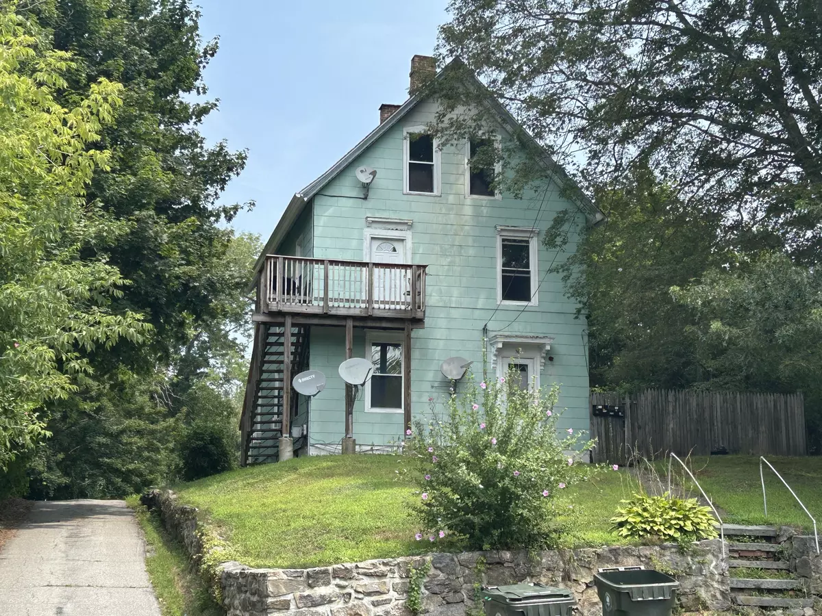 Norwich, CT 06360,58 Smith Avenue #2