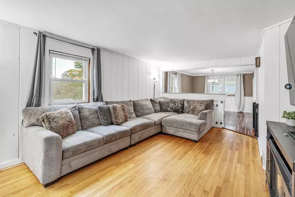 Derby, CT 06418,16 Silver Hill Road