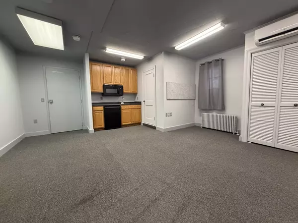 Seymour, CT 06483,80 Bank Street #Suite 3