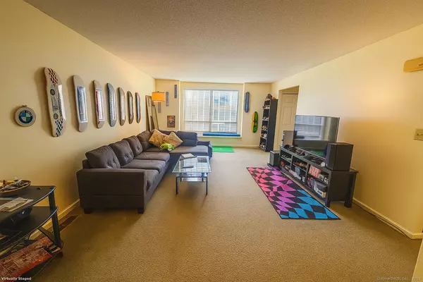 West Haven, CT 06516,1014 Campbell Avenue #14