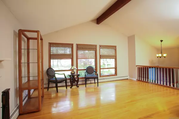 Salisbury, CT 06068,118 Washinee Heights Road