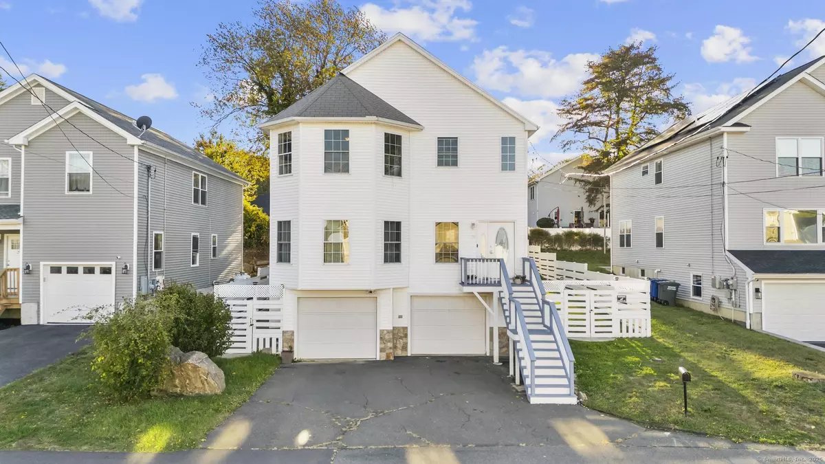 Bridgeport, CT 06606,39 Infield Street