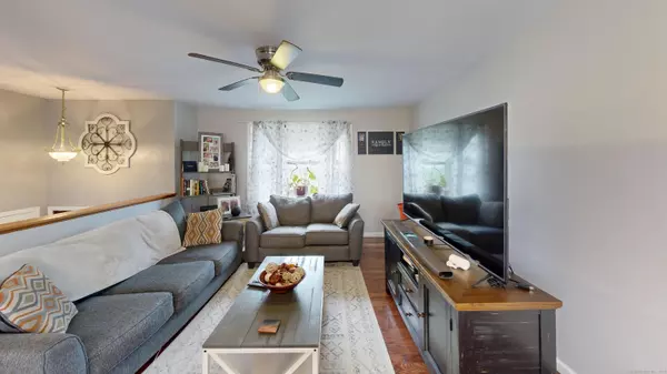 Meriden, CT 06451,73 Sunrise Hill