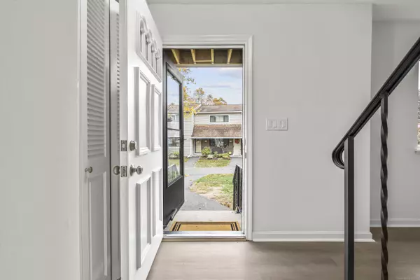 Derby, CT 06418,37 Orangewood West #37