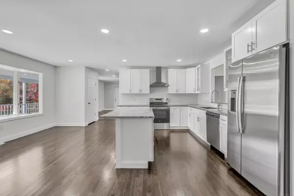 Hamden, CT 06518,159 Tom Swamp Road