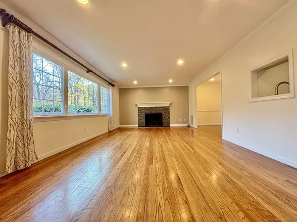 Wilton, CT 06897,43 Kent Hills Lane