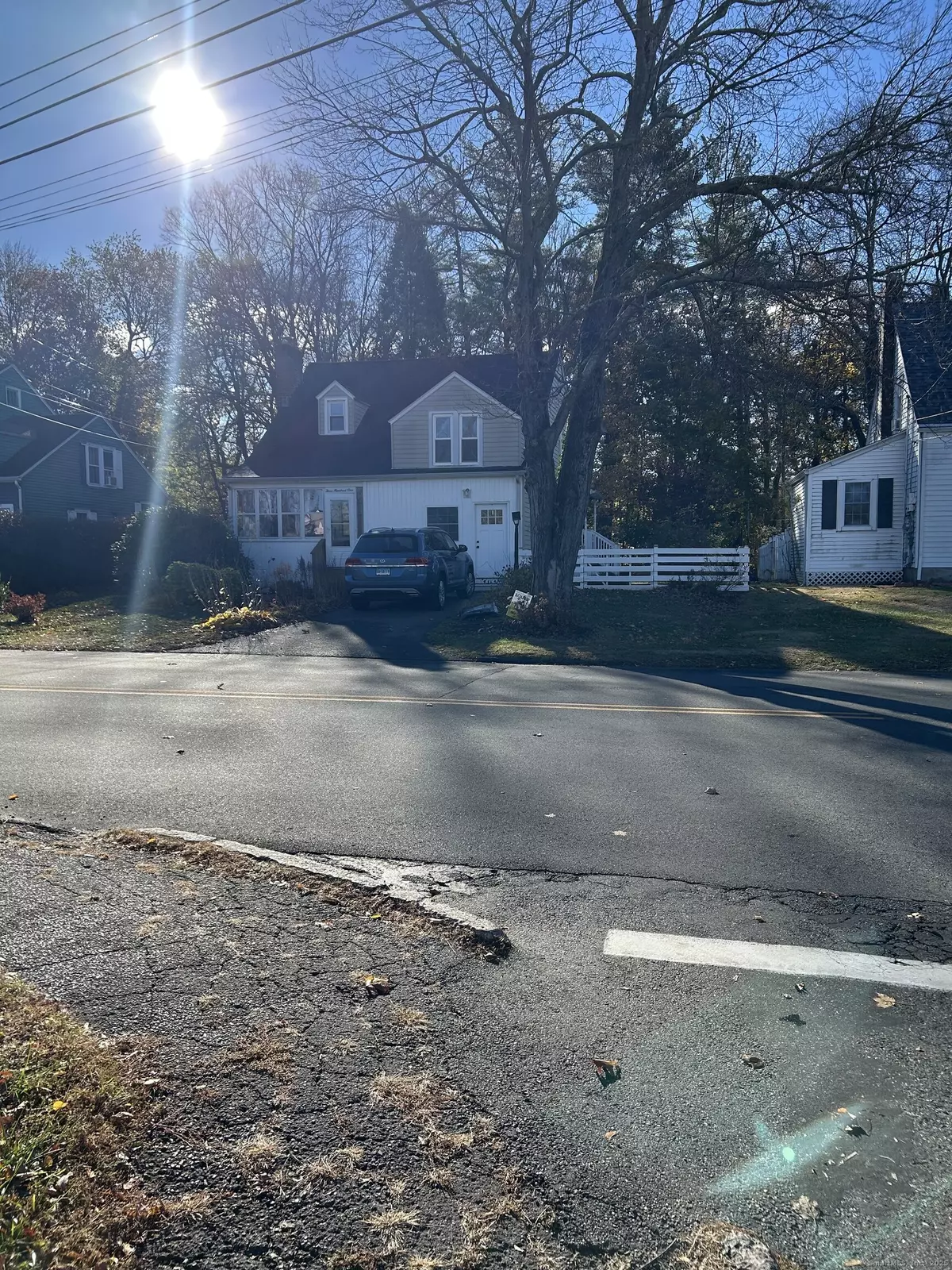 Meriden, CT 06450,301 Wall Street