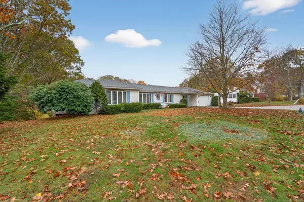 East Hampton, CT 06424,27 North Main Street