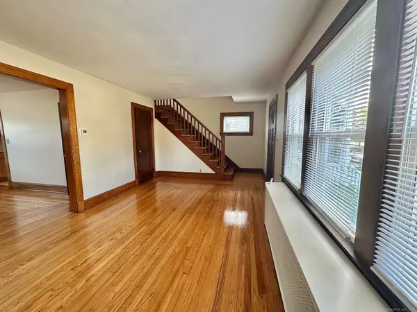 East Haven, CT 06512,93 Kimberly Avenue