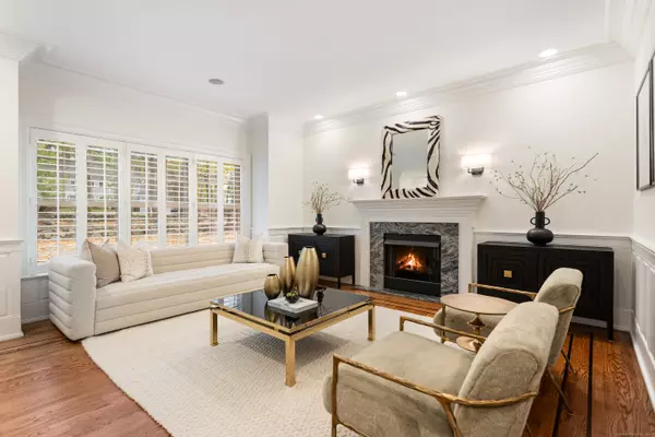 Westport, CT 06880,123 Greens Farms Road