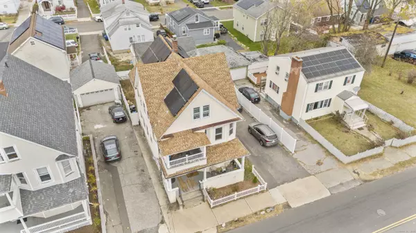 Bridgeport, CT 06606,448 Exeter Street #2