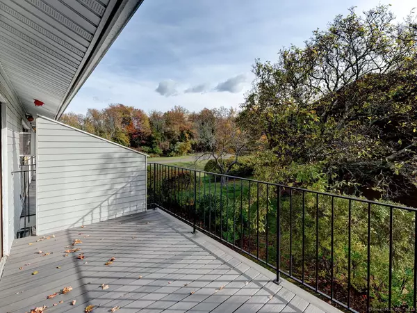 Branford, CT 06405,105 Florence Road #2B