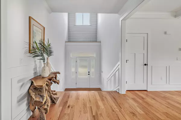 Milford, CT 06460,212 Milford Point Road