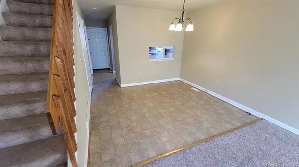 Bethel, CT 06801,21 Deer Run #21