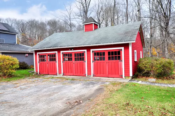 Litchfield, CT 06778,31 Main Street