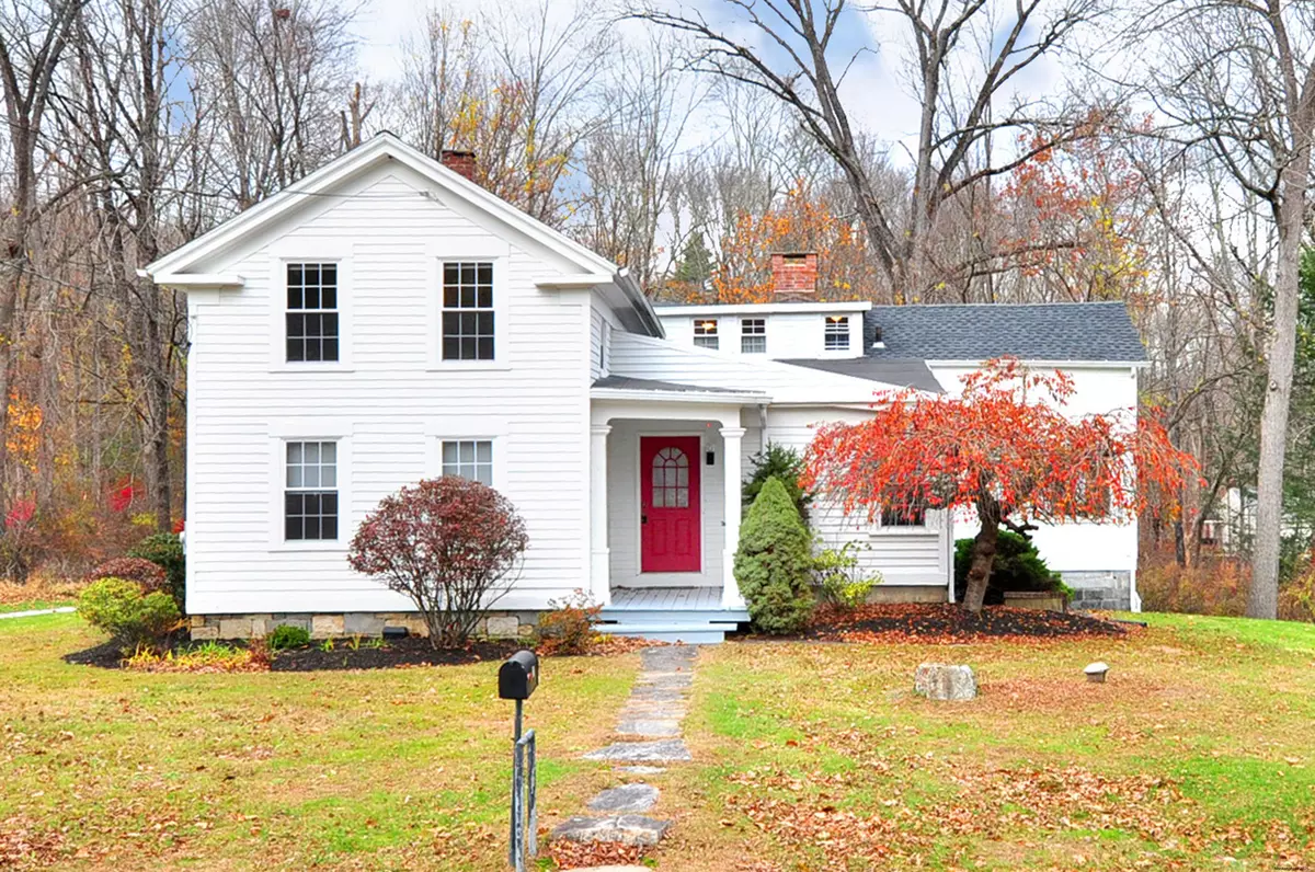 Litchfield, CT 06778,31 Main Street