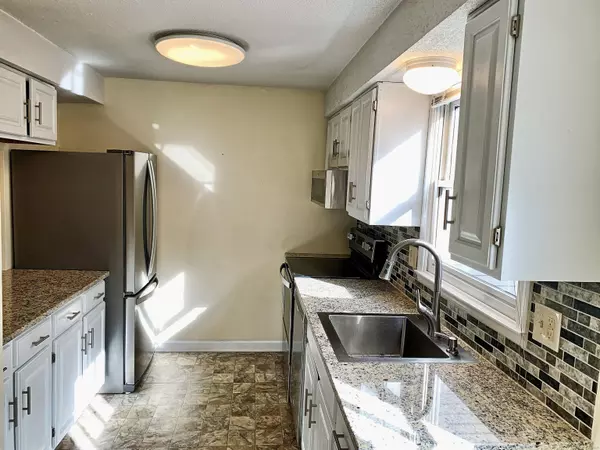 Glastonbury, CT 06033,128 Georgetown Drive #128