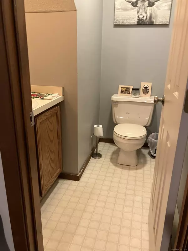 Stafford, CT 06076,44 Tolland Avenue #APT 46