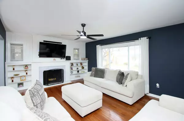 Bridgeport, CT 06606,1053 Sylvan Avenue