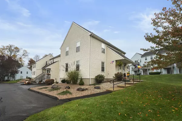 North Branford, CT 06471,229 Branford Road #430