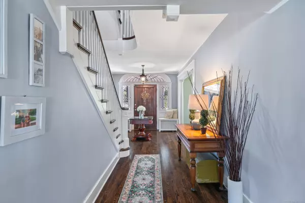 Milford, CT 06460,97 North Street