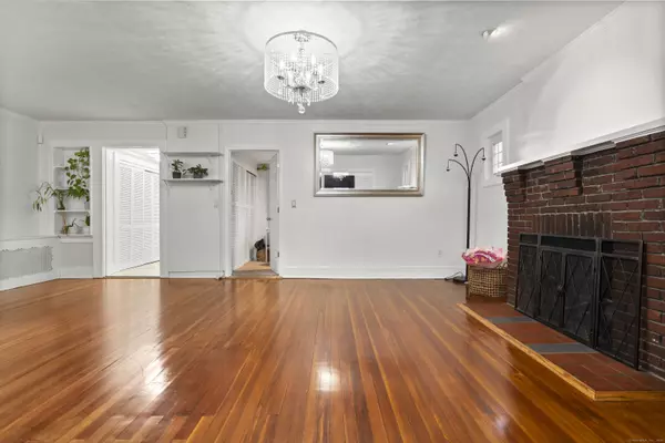 Stamford, CT 06902,14 Park Street