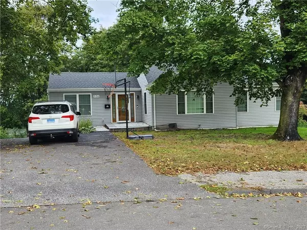 Waterbury, CT 06708,994 Bunker Hill Avenue