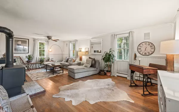 Canton, CT 06019,537 Cherry Brook Road