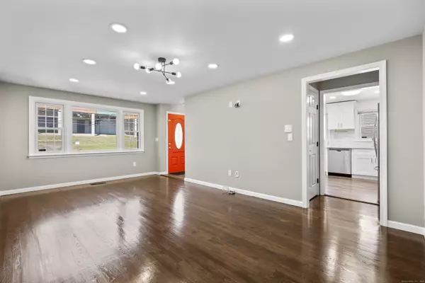 Bridgeport, CT 06606,1675 Old Town Road