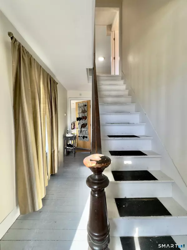 Bristol, CT 06010,186 West Washington Street #2