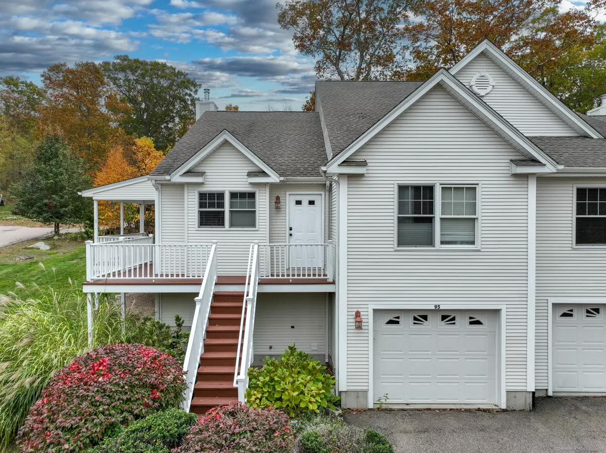 Groton, CT 06340,95 Murphys Drive #95