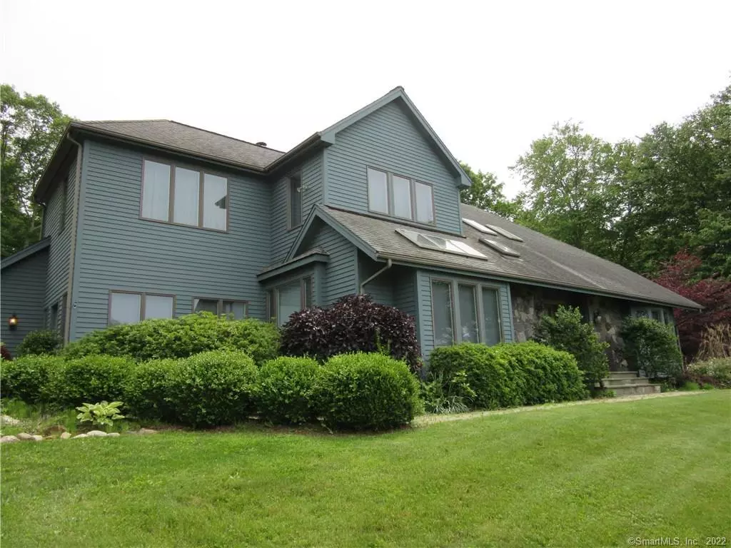 Sherman, CT 06784,18 Fox Run