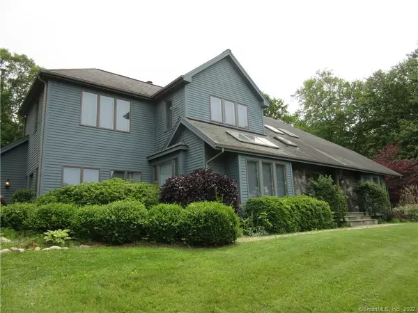 18 Fox Run, Sherman, CT 06784