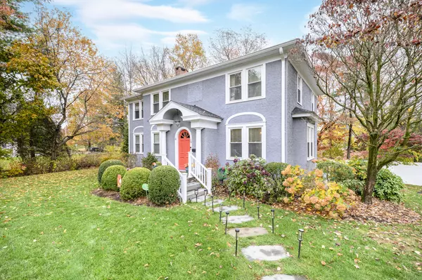 Norwalk, CT 06855,18 Roxbury Road