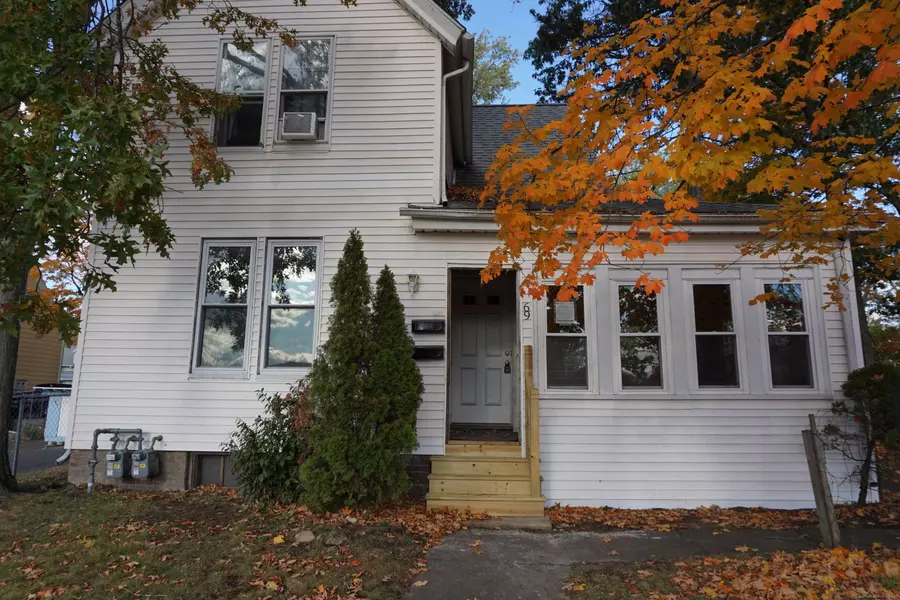 69 Gates Street, Holyoke, MA 01040