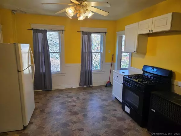 Waterbury, CT 06708,67 Fox Street #3rd Floor