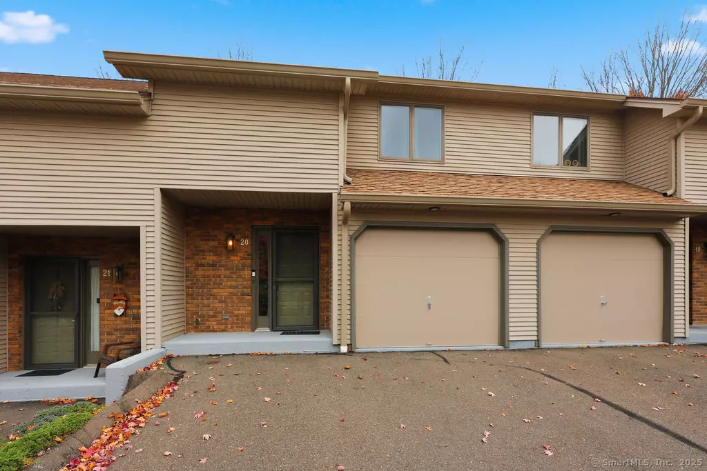 Bristol, CT 06010,25 Washington Street #APT 20