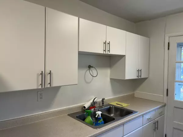 Stamford, CT 06902,20 North Street #12-2