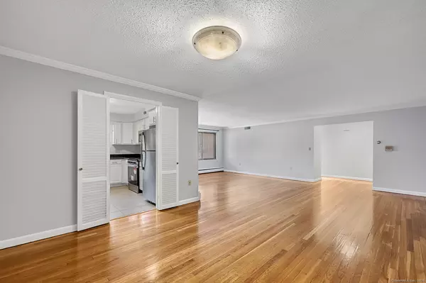 West Hartford, CT 06119,9 Concord Street #APT B1