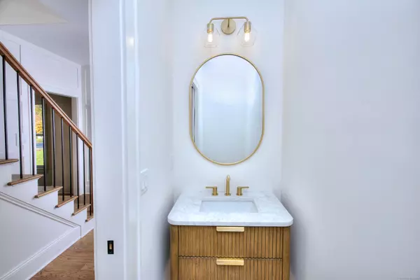 Fairfield, CT 06824,359 Reid Street