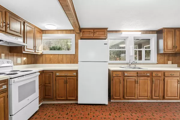 Oxford, CT 06478,338 Quaker Farms Road