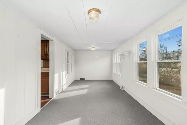 Oxford, CT 06478,338 Quaker Farms Road